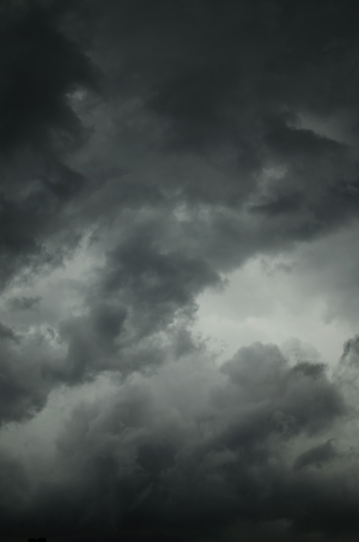 Dark storm clouds over Utah signaling spring wind and hail